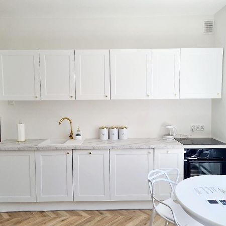 Sun And Holidays Apartament Abrahama Gdynia Exterior foto